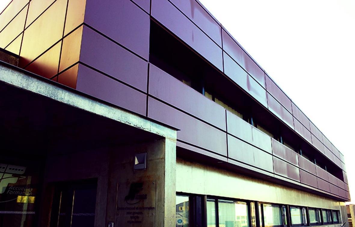 Jf Accueil & Formation Hotel Cholet Exterior photo
